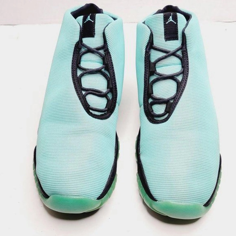 Jordan Future GS Hyper Jade‎ Black Green Sneakers 685251-300 Kids 3.5Y